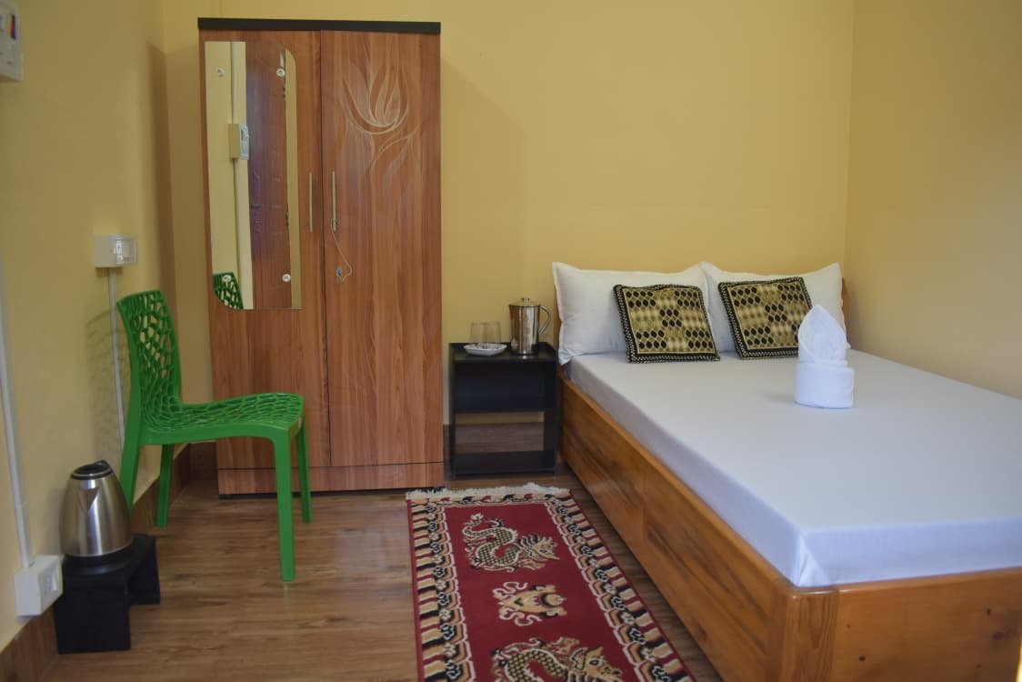 Double Bedroom with Yellow Wall